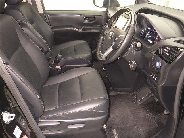 TOYOTA ESQUIRE 2015