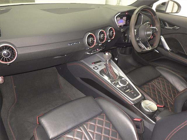 AUDI TT 2018