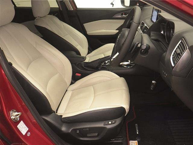 MAZDA AXELA 2016