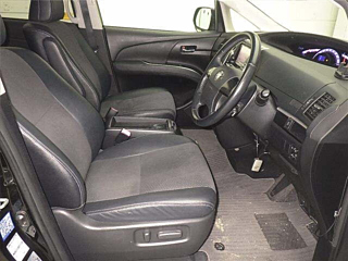 TOYOTA ESTIMA 2013