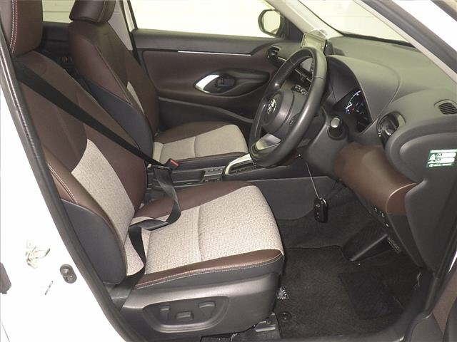 TOYOTA YARIS CROSS 2022