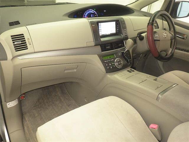 TOYOTA ESTIMA HYBRID 2010