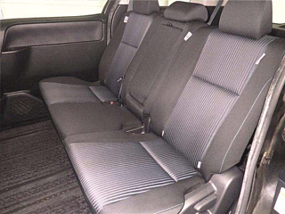 TOYOTA NOAH 2014