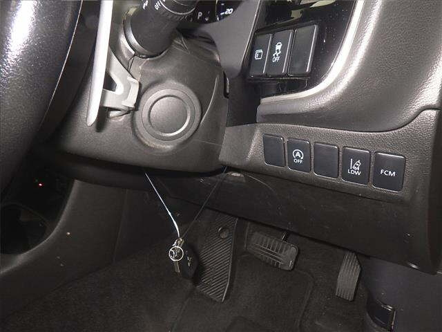 MITSUBISHI OUTLANDER 2016