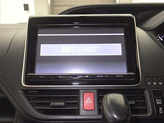 TOYOTA NOAH 2014