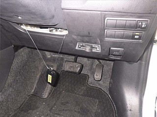 TOYOTA YARIS 2024