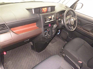 TOYOTA ROOMY 2018