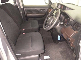 TOYOTA ROOMY 2018