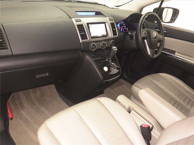 MAZDA MPV 2011