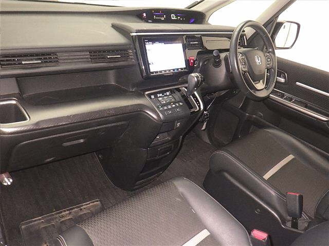 HONDA STEP WAGON 2018