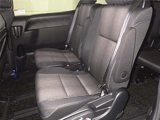 TOYOTA NOAH 2019