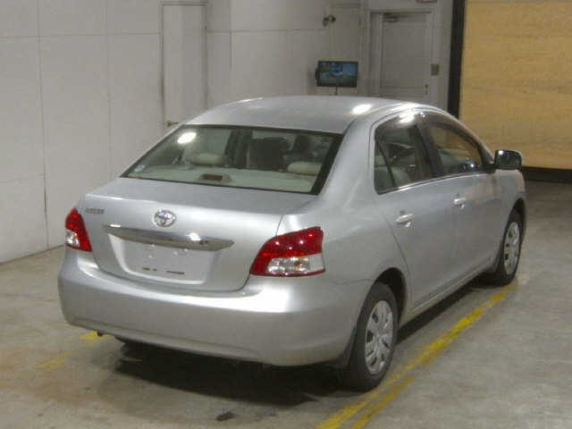 TOYOTA BELTA 2010