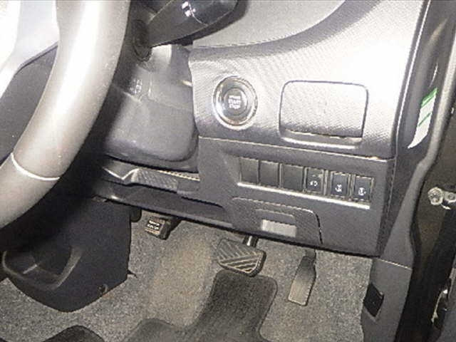 MITSUBISHI DELICA D2 2014