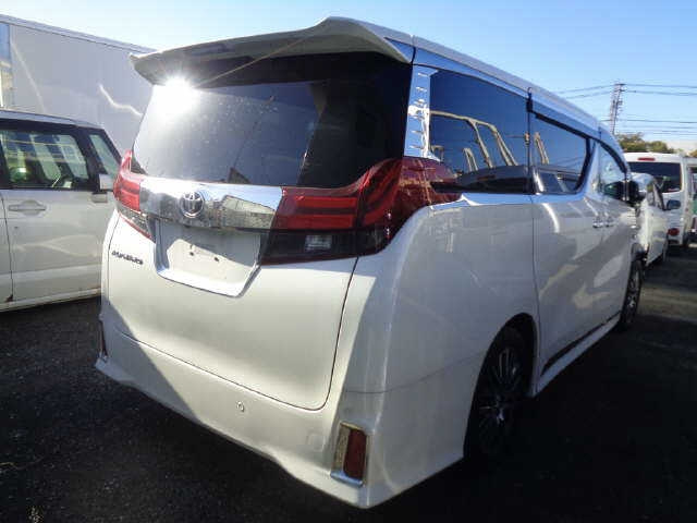 TOYOTA ALPHARD 2016