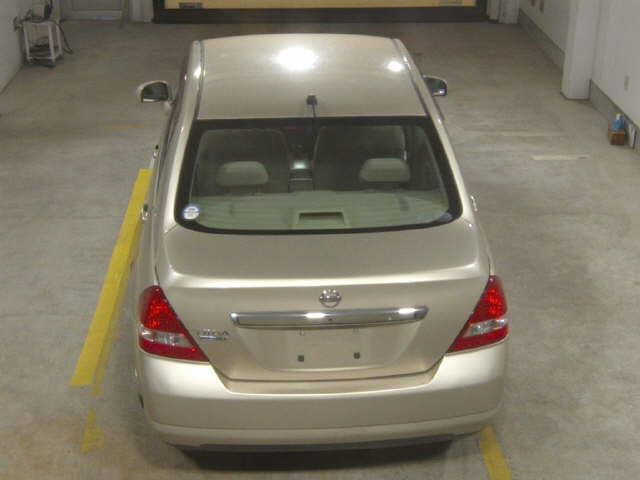 NISSAN TIIDA LATIO 2009