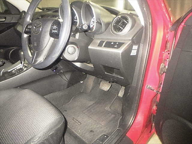 MAZDA AXELA 2013