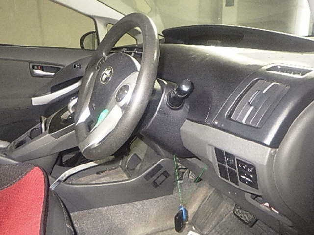 TOYOTA PRIUS 2011