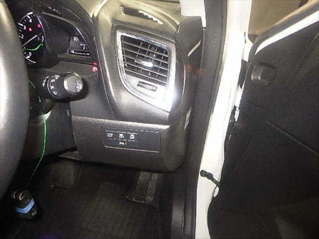 MAZDA AXELA 2016