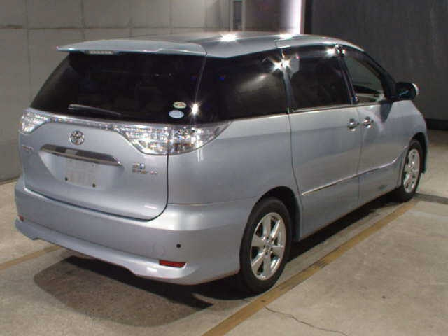 TOYOTA ESTIMA HYBRID 2010