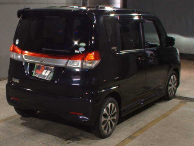 MITSUBISHI DELICA D2 2015