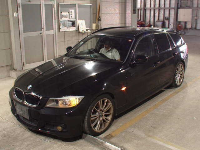 BMW 3 SERIES 2010