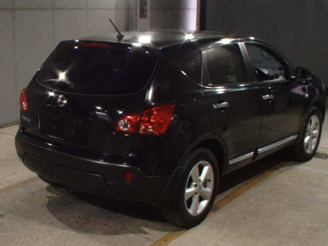 NISSAN DUALIS 2012