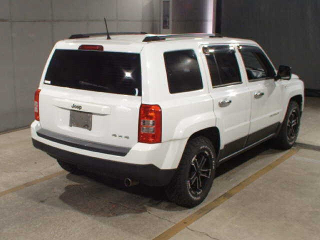 CHRYSLER JEEP PATRIOT 2011