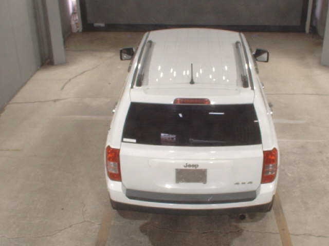 CHRYSLER JEEP PATRIOT 2011