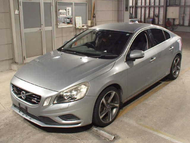 VOLVO S60 2012