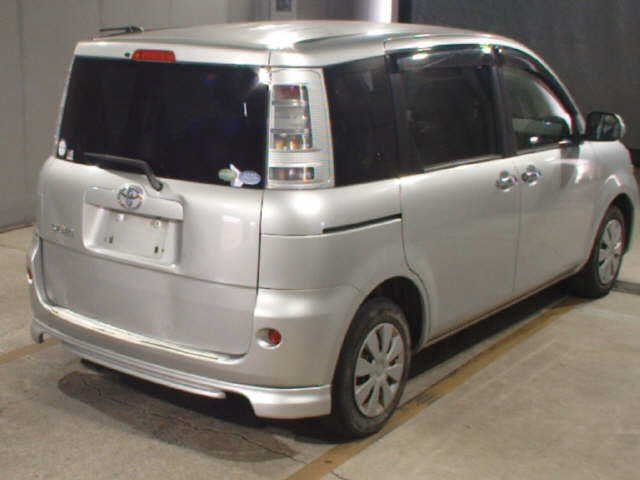 TOYOTA SIENTA 2012