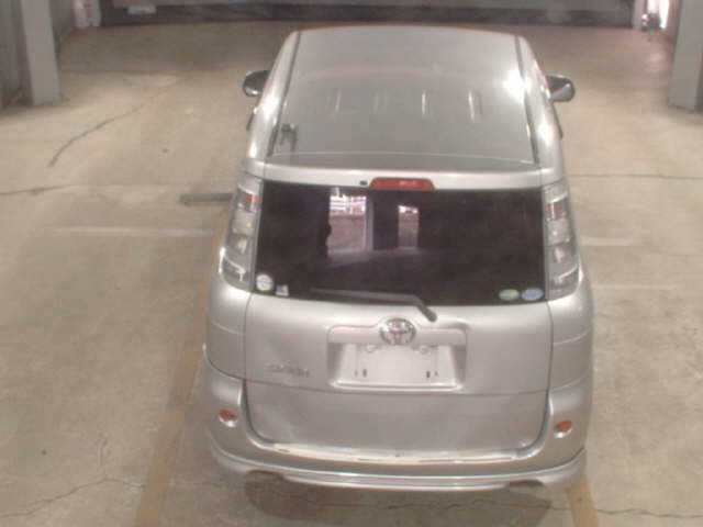 TOYOTA SIENTA 2012