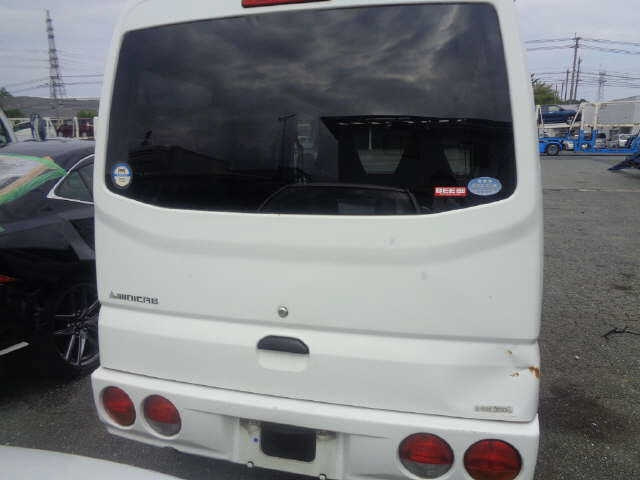 MITSUBISHI MINICAB VAN 2009