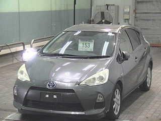 TOYOTA AQUA 2012