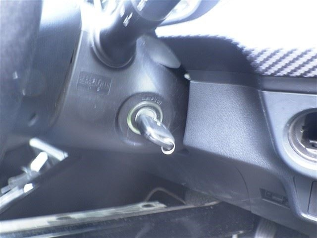 TOYOTA COROLLA FIELDER 2013