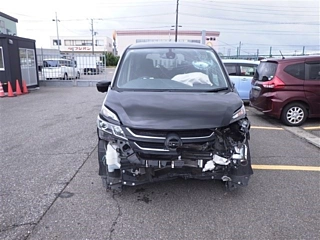 NISSAN SERENA 2017