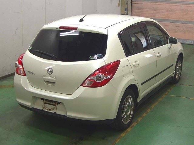 NISSAN TIIDA 2008