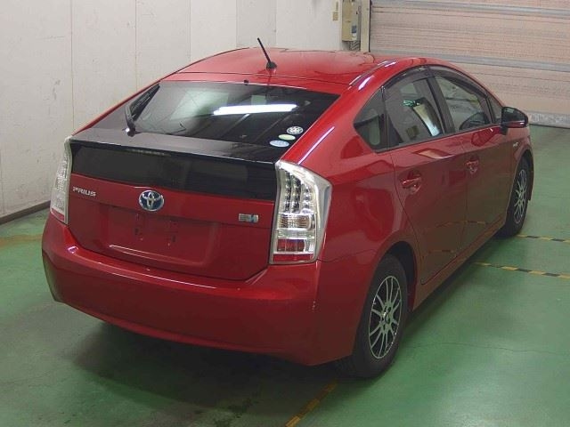 TOYOTA PRIUS 2010