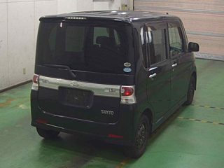 DAIHATSU TANTO 2010