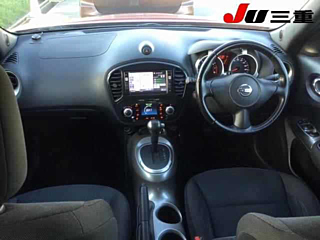 NISSAN JUKE 2011