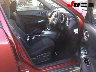 NISSAN JUKE 2011