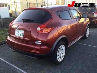 NISSAN JUKE 2011