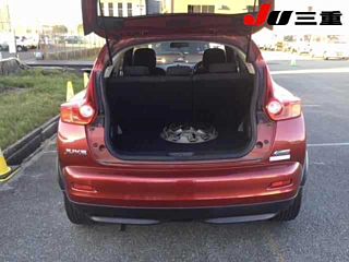 NISSAN JUKE 2011