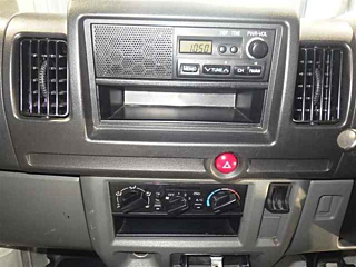 MITSUBISHI MINICAB VAN 2011