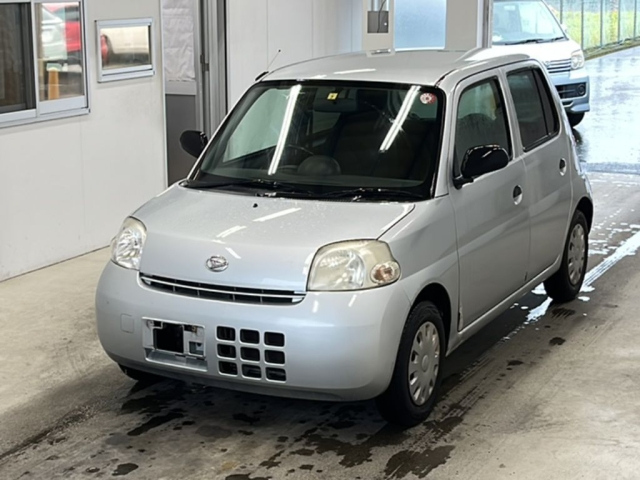 DAIHATSU ESSE 2010