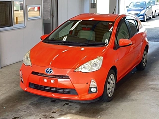TOYOTA AQUA 2014