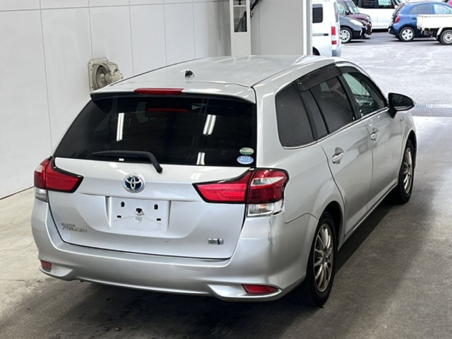 TOYOTA COROLLA FIELDER 2016