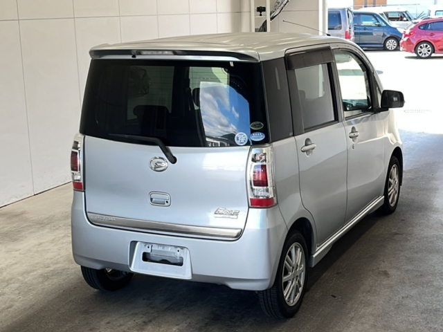 DAIHATSU TANTO EXE 2010