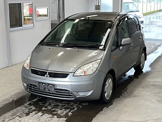MITSUBISHI COLT 2010