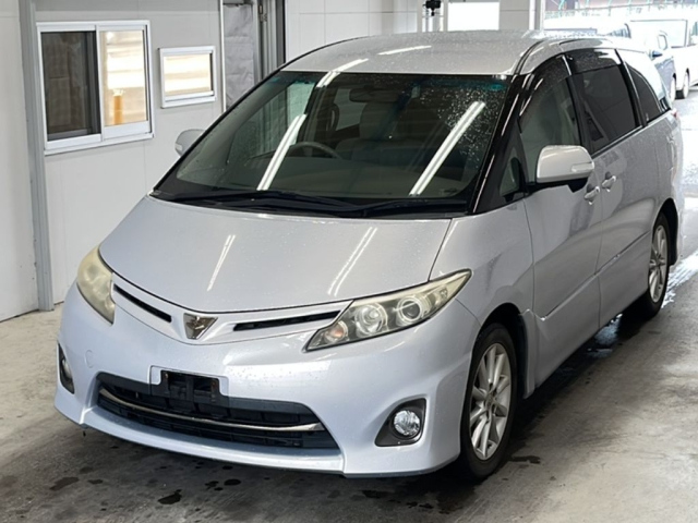 TOYOTA ESTIMA 2009