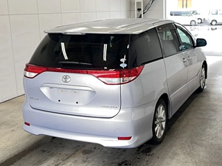 TOYOTA ESTIMA 2009